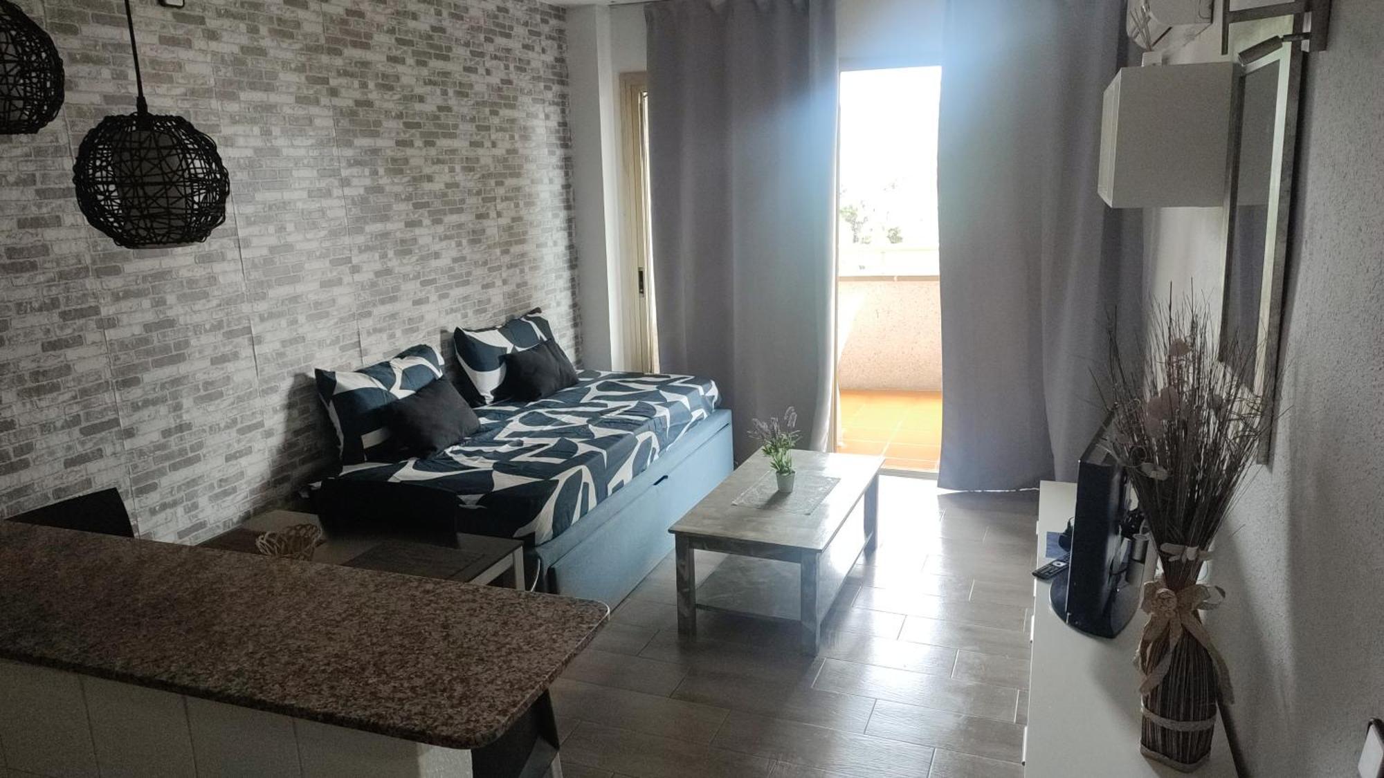 Bonito Apartamento Cerca De La Playa Salou Esterno foto