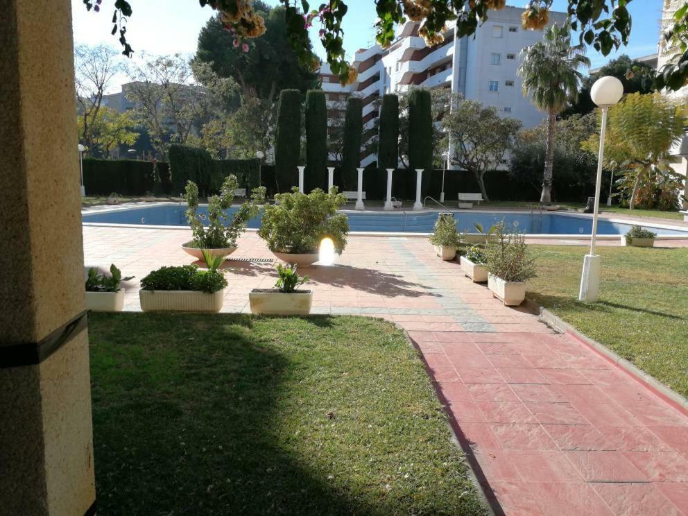Bonito Apartamento Cerca De La Playa Salou Esterno foto